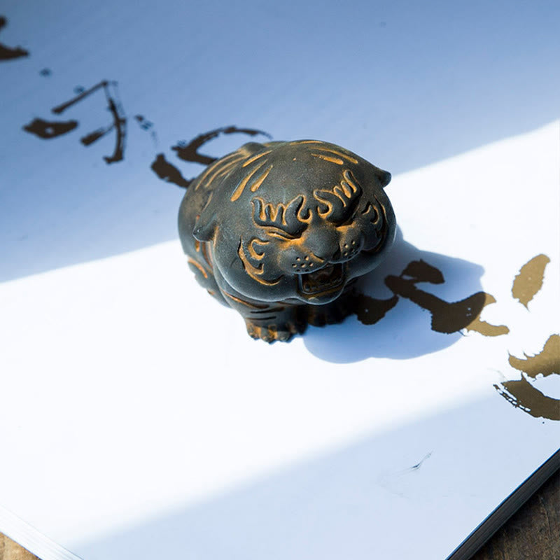 Buddha Stones Mini Cute Tiger Iron Powder Rust Cast Resin Statue Home Decoration - image 8