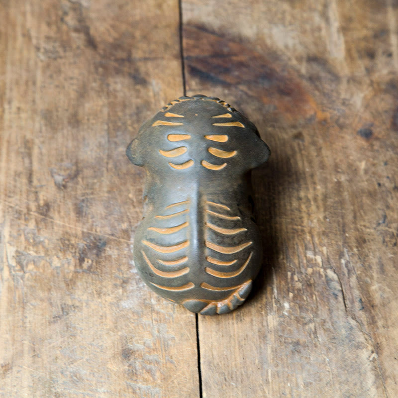 Buddha Stones Mini Cute Tiger Iron Powder Rust Cast Resin Statue Home Decoration - image 5