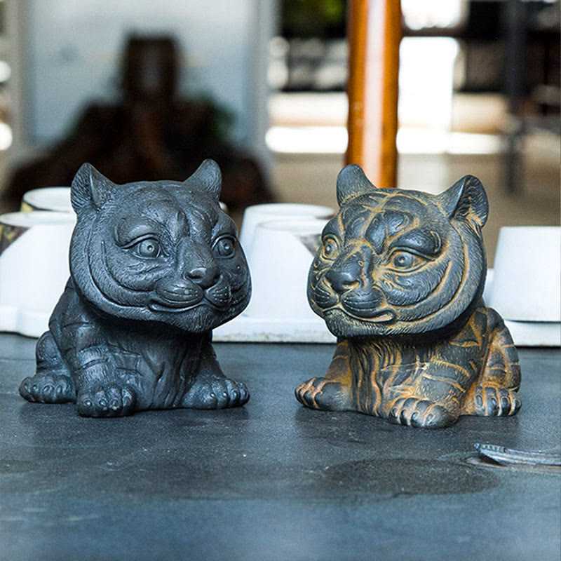 Buddha Stones Handmade Small Lovely Tiger Iron Powder Rust Cast Resin Statue Home Decoration - image 16