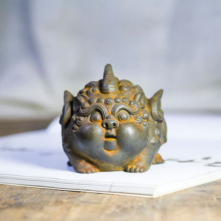 Buddha Stones Handmade Wealth PiXiu Iron Powder Rust Cast Resin Statue Home Decoration - Rust Version 9*9cm - image 0
