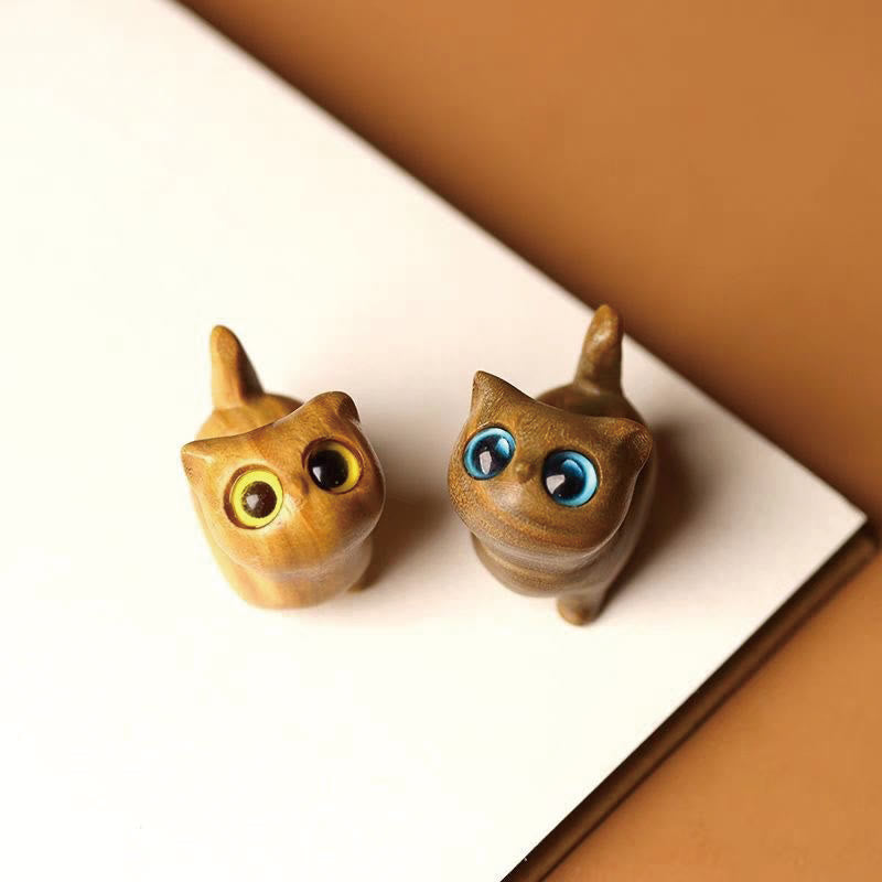 Buddha Stones Green Sandalwood Ebony Wood Sandalwood Small Leaf Red Sandalwood Mini Lucky Cat Peace Decoration - image 0