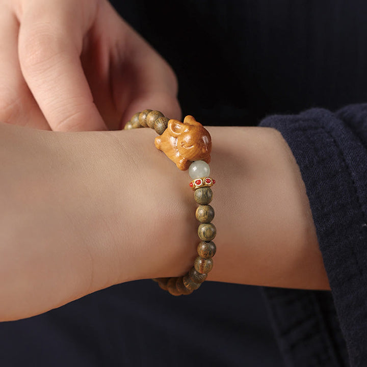 Buddha Stones Green Sandalwood Gold Sandalwood Cute Rabbit Positive Bracelet - image 4