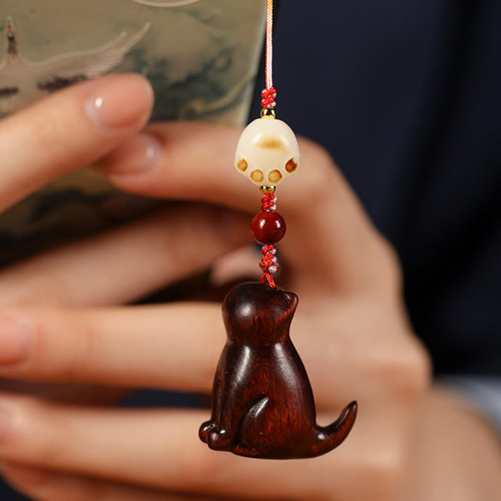 Buddha Stones Small Leaf Red Sandalwood Green Sandalwood Sandalwood Sitting Cat Sooth Phone Hanging Decoration - image 4