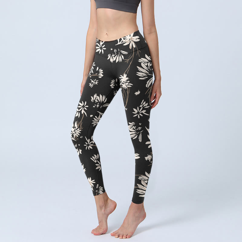 Buddha Stones Black White Petals Pattern Print Gym Leggings Women's Yoga Pants - Black - US18，UK/AU22，EU50 (4XL) - image 0