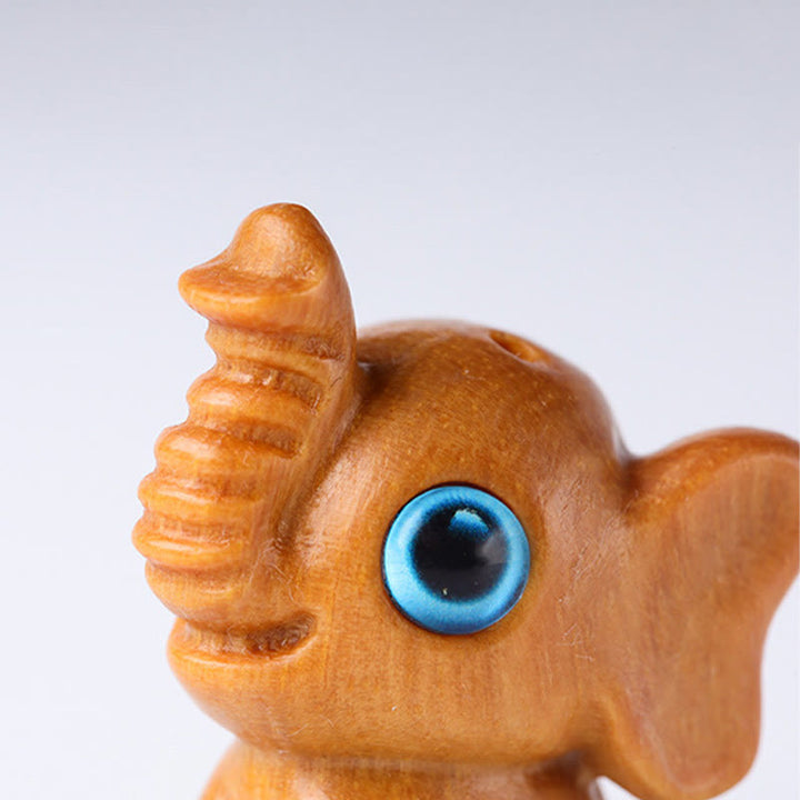 Buddha Stones Sandalwood Small Leaf Red Sandalwood Green Sandalwood Lucky Mini Elephant Carved Protection Decoration - image 5