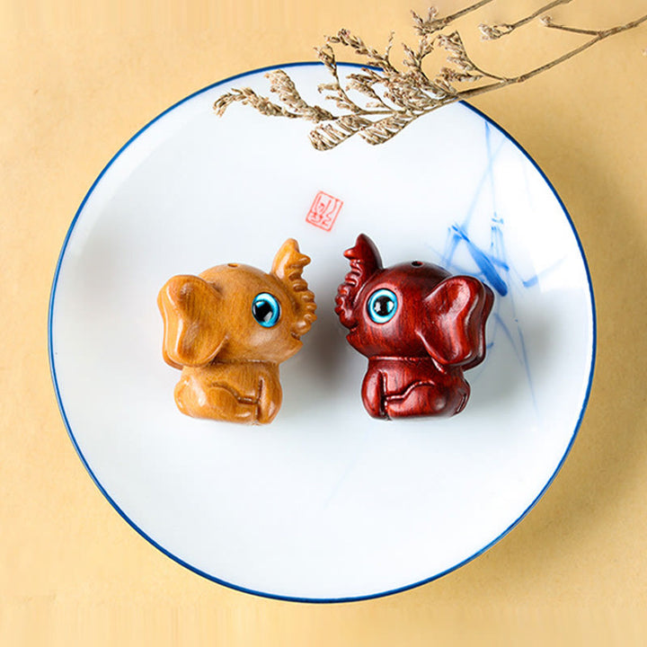 Buddha Stones Sandalwood Small Leaf Red Sandalwood Green Sandalwood Lucky Mini Elephant Carved Protection Decoration - image 26