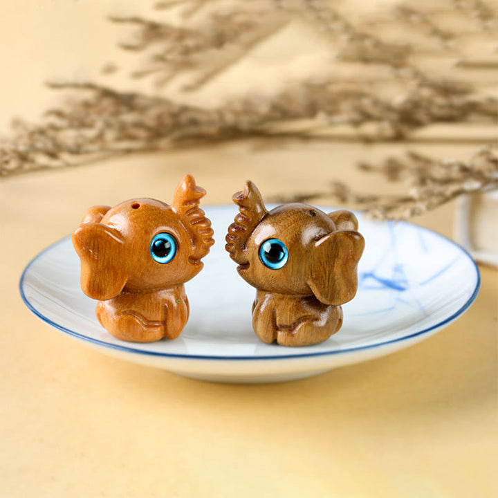 Buddha Stones Sandalwood Small Leaf Red Sandalwood Green Sandalwood Lucky Mini Elephant Carved Protection Decoration - image 17