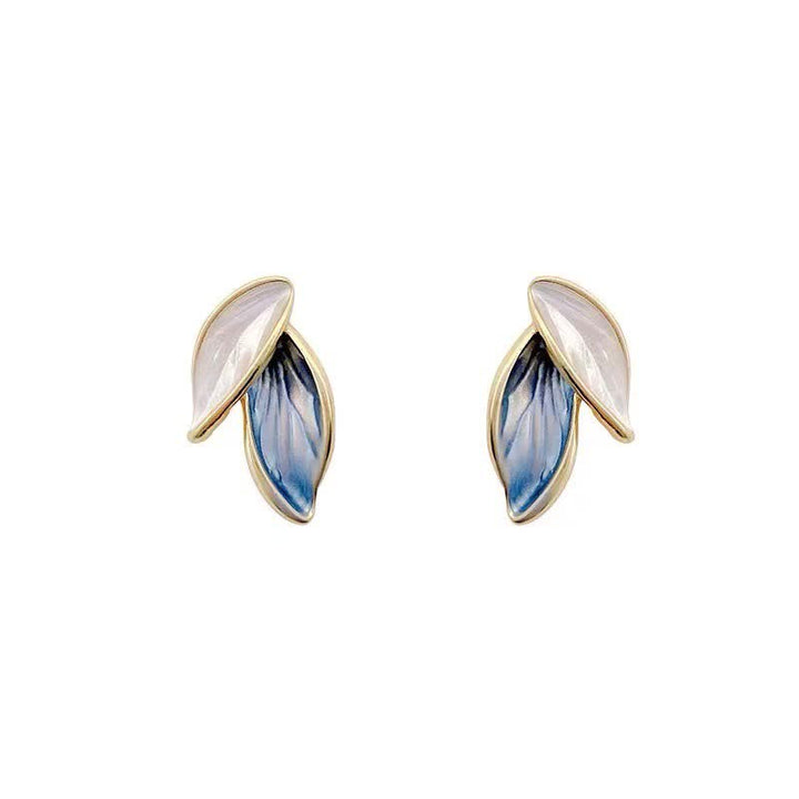 Leaf Design Luck Stud Earrings - image 6